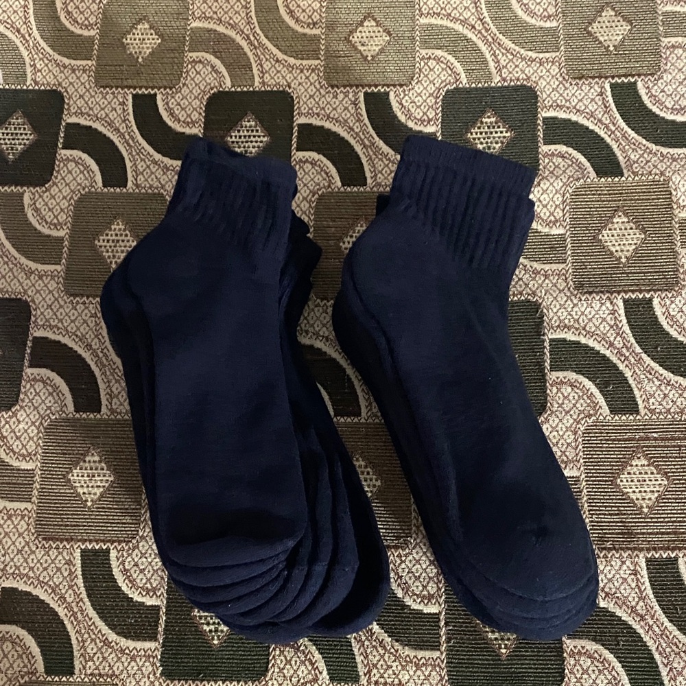 ⭐ Pack of 10 Pairs black Crew Socks – Unisex – New Without Tag ⭐